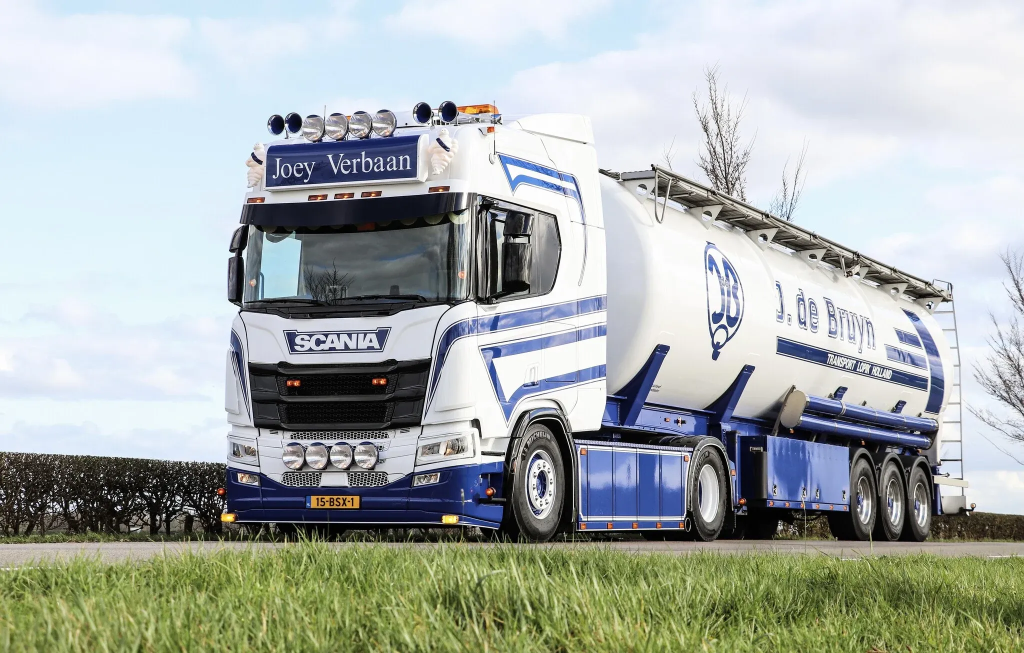 scania-r660-v8-joey-verbaan.webp